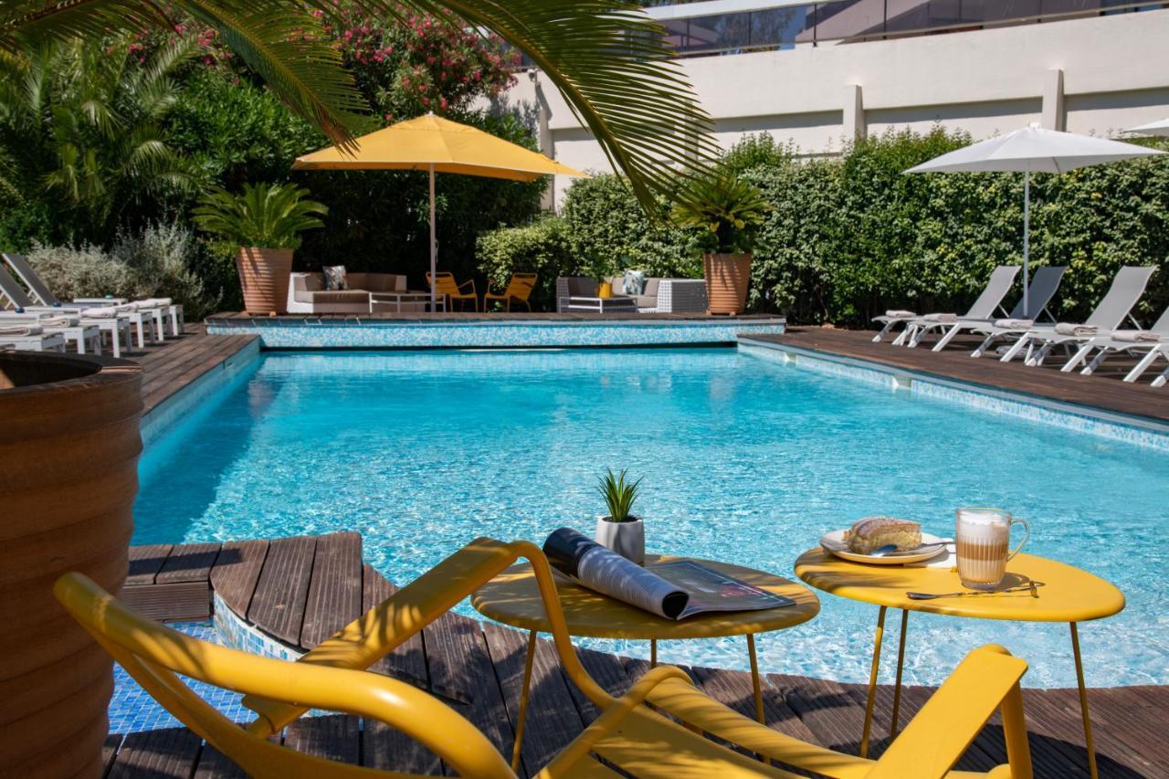 Mercure Hyeres Centre Cote D'Azur Bagian luar foto