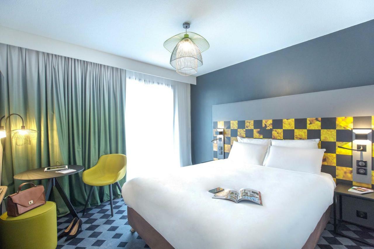Mercure Hyeres Centre Cote D'Azur Bagian luar foto